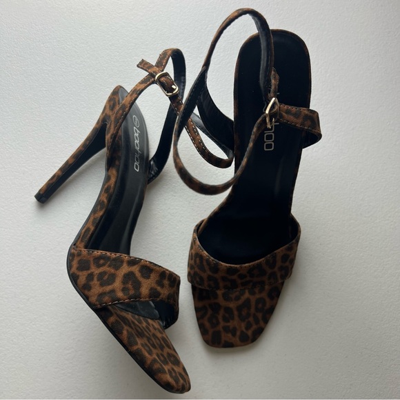 Boohoo Leopard Square Toe Ankle Strap Sandal - Picture 4 of 10